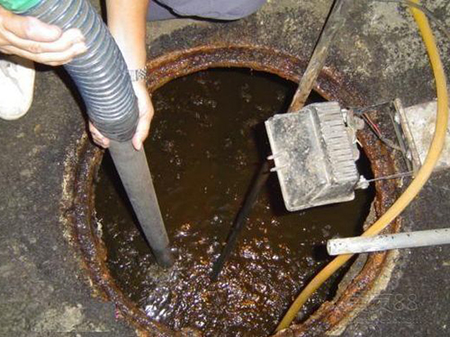 克井镇隔油池清理