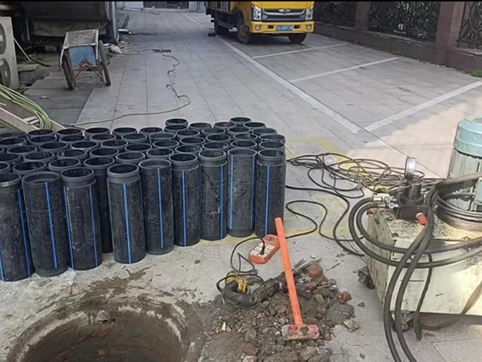 克井镇PE置换管厂家 DN315置换管 非开挖管短管置换